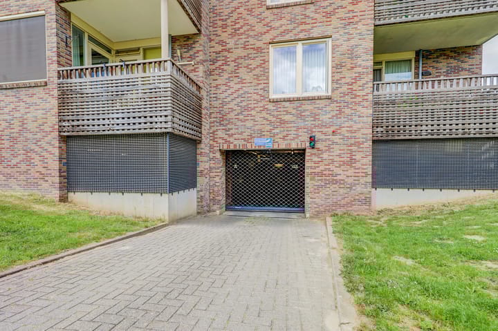 Photo 37 of Pastoor Van den Hurkplein 10