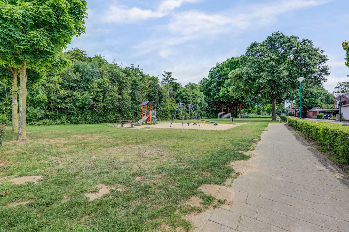 Foto 40 van Pastoor Van den Hurkplein 10