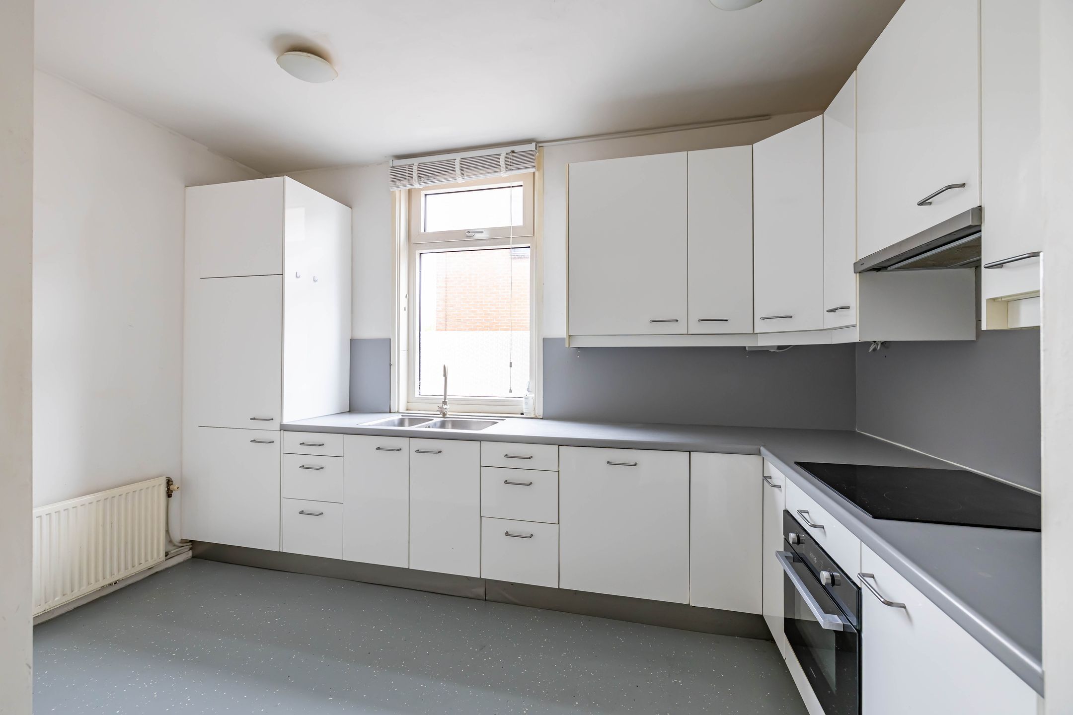 Foto 18 van Meint Veningastraat 24-B