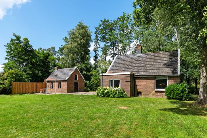 Foto 27 van Herxen 83