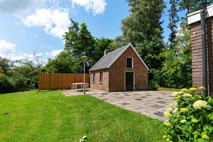 Foto 28 van Herxen 83