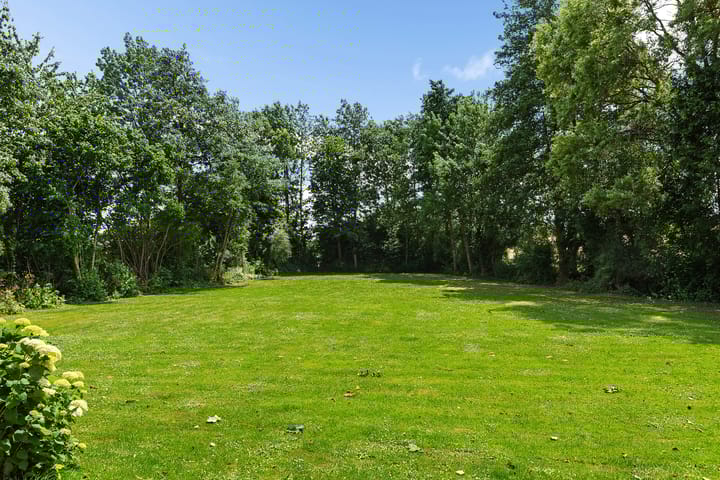 Foto 33 van Herxen 83