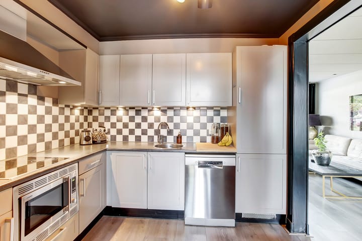 Foto 14 van Teding van Berkhoutstraat 37