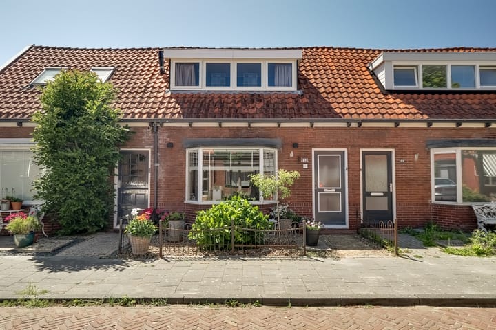 Photo 1 of Kanaalstraat 53