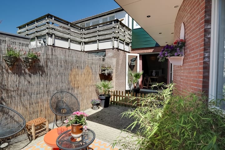 Photo 20 of Kanaalstraat 53