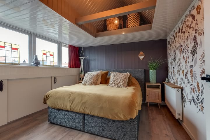 Photo 24 of Kanaalstraat 53