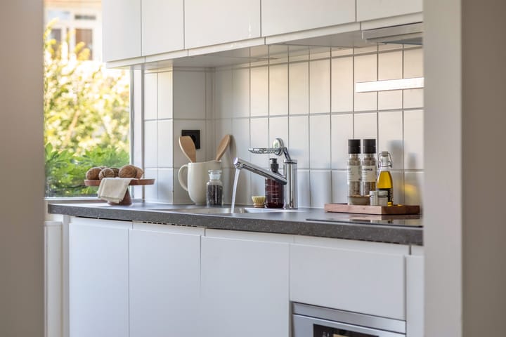 Photo 11 of Witte de Withstraat 140-2