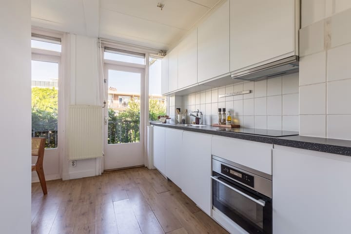 Photo 12 of Witte de Withstraat 140-2