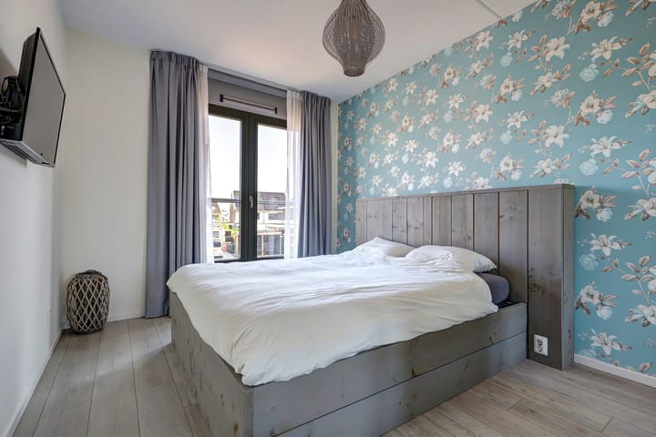 Photo 12 of Palesstraat 6