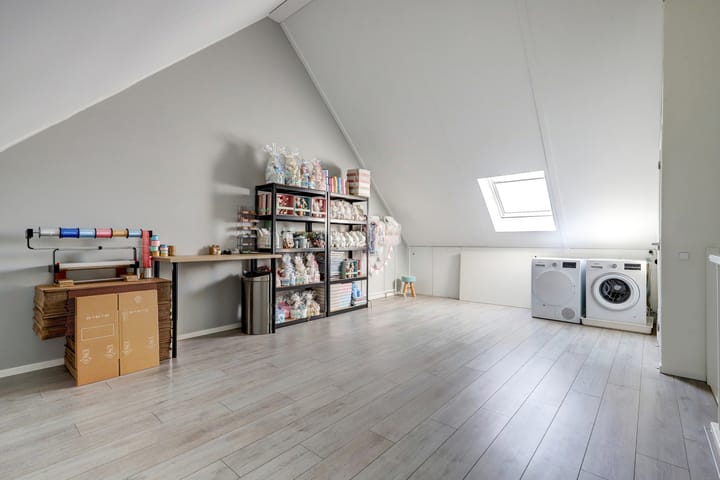 Photo 18 of Palesstraat 6