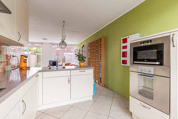 Photo 18 of Annie Bosstraat 21