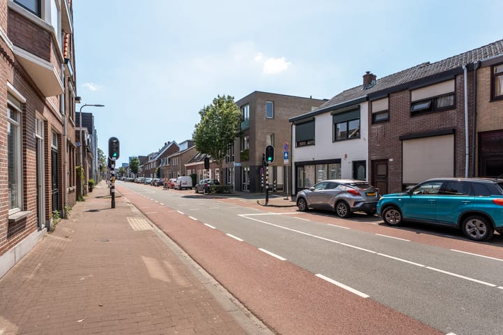 Foto 34 van Hasseltstraat 200