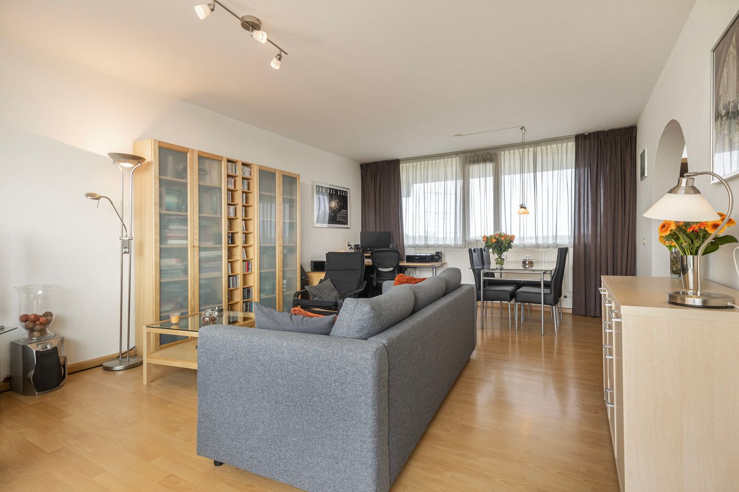 Foto 10 van Voerakker 555