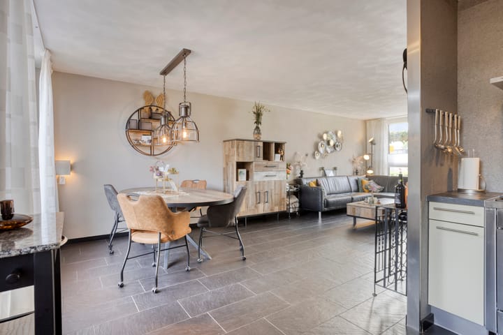 Photo 12 of Hageldor 17