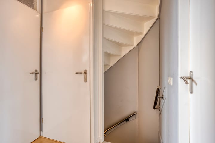 Photo 15 of Hageldor 17