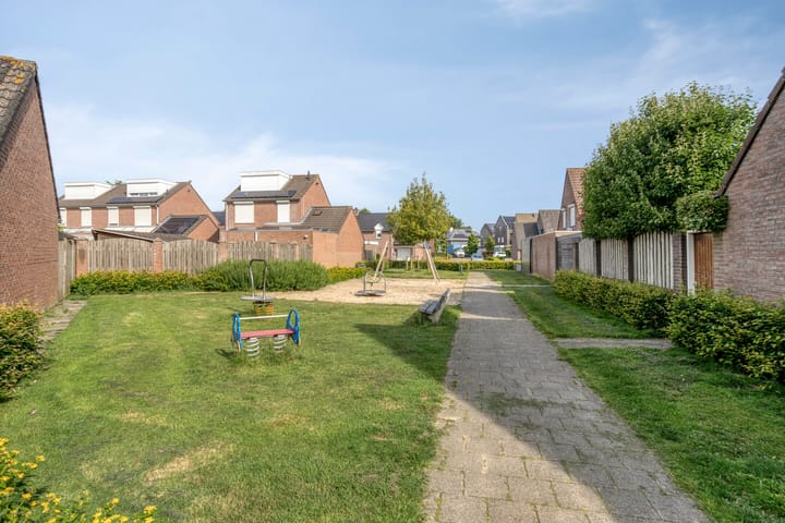 Photo 39 of Hageldor 17