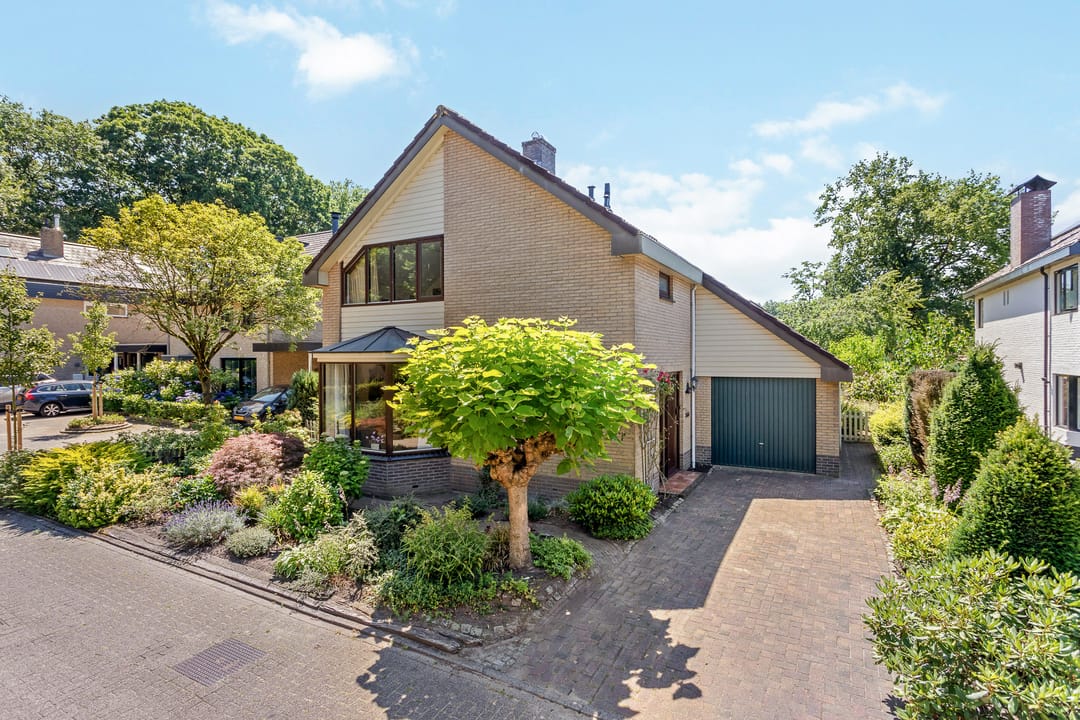 Koopwoningen - huizen te koop in [Funda]