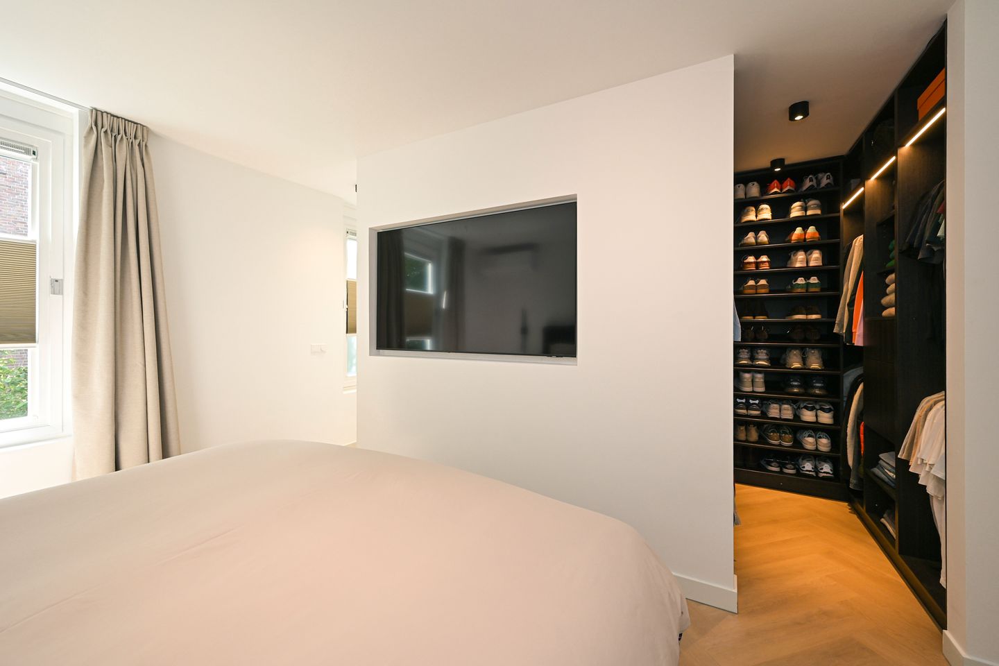 Photo 29 of Parkweg 17-A