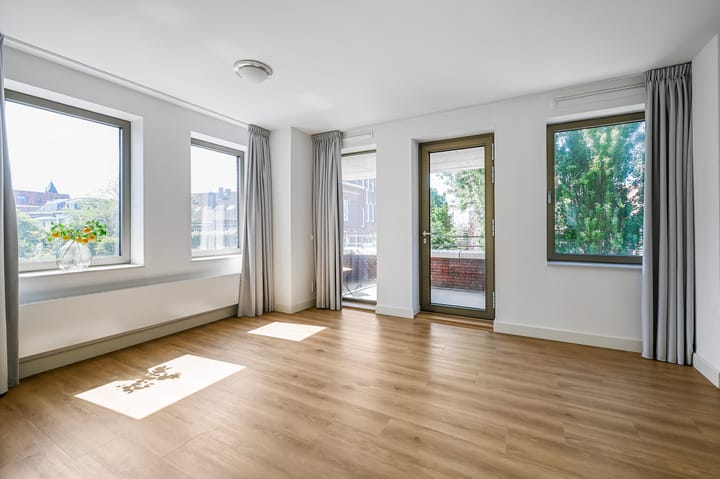 Foto 16 van Badhuisweg 11-J