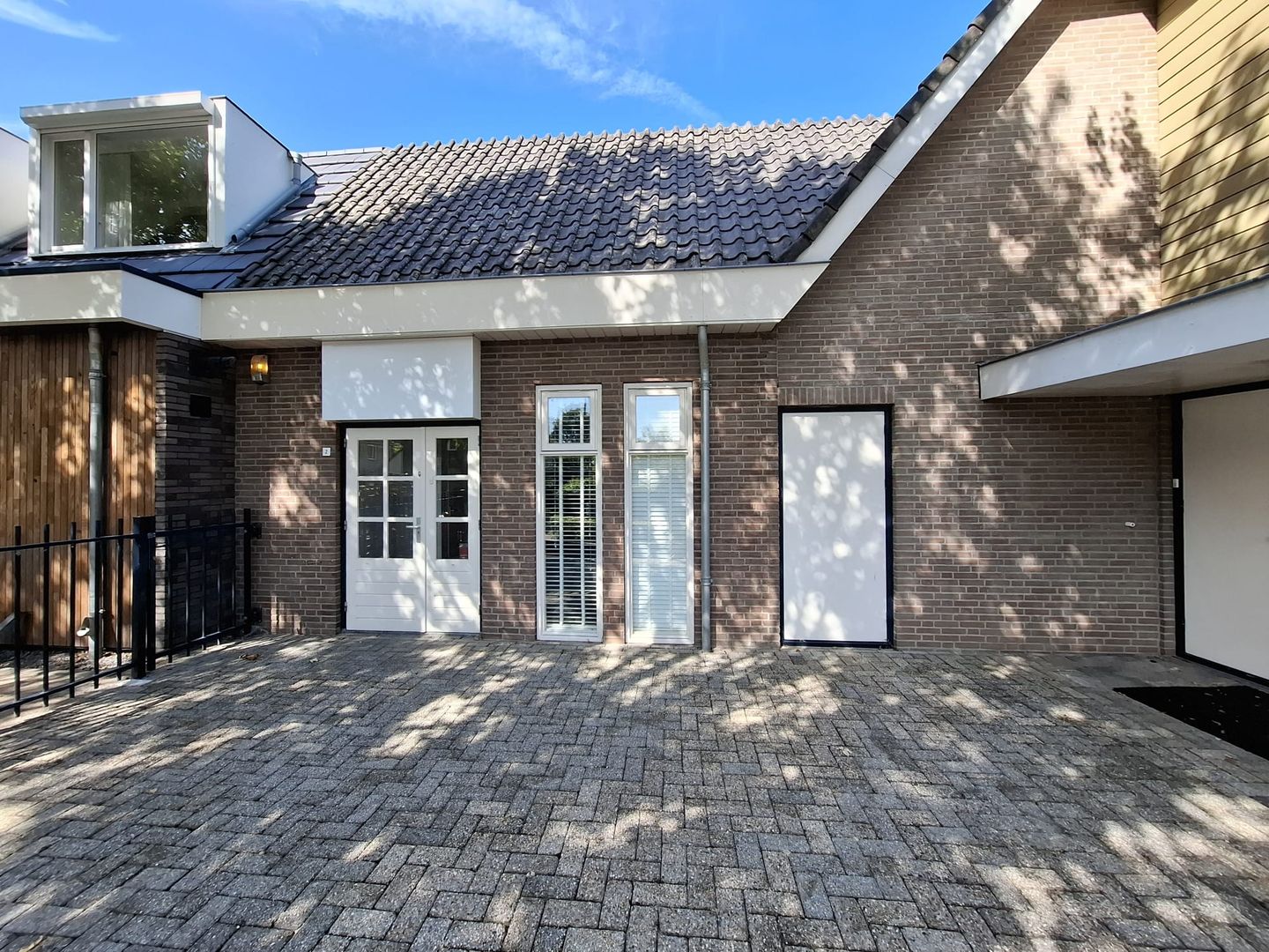 Bekijk foto 1 van Jagersbosstraat 2