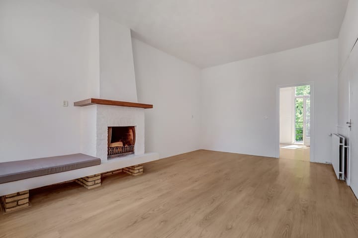 Foto 13 van de Ruyterstraat 207