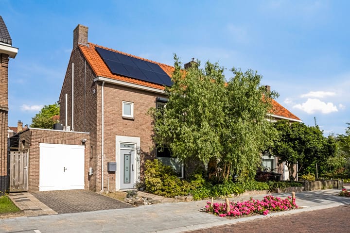 Foto 1 van Heggenroosstraat 2-C