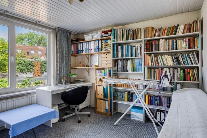 Foto 18 van Heggenroosstraat 2-C