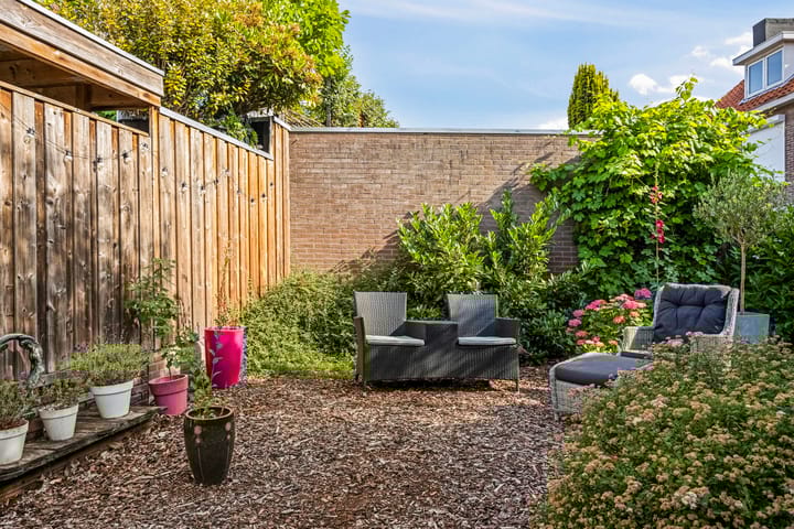 Foto 24 van Heggenroosstraat 2-C