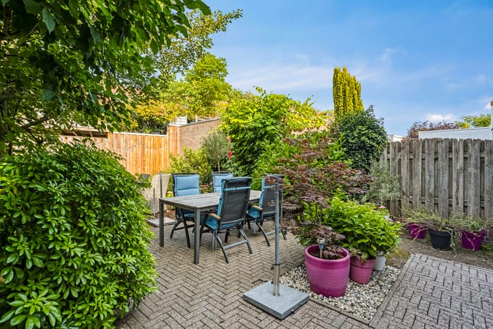 Foto 25 van Heggenroosstraat 2-C