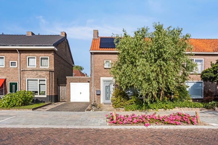 Foto 27 van Heggenroosstraat 2-C