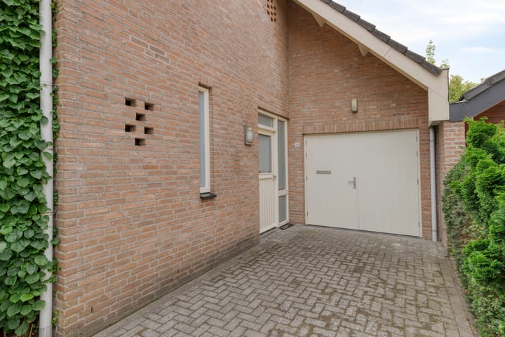 Foto 3 van Hoefblad 28