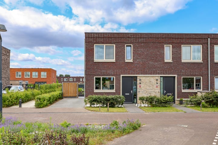 Foto 1 van Charlotta Frölichhof 18