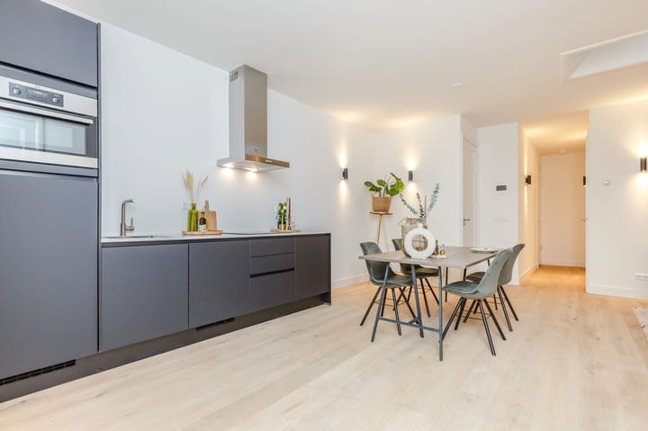 Photo 12 of Lange Kerkstraat 24-A