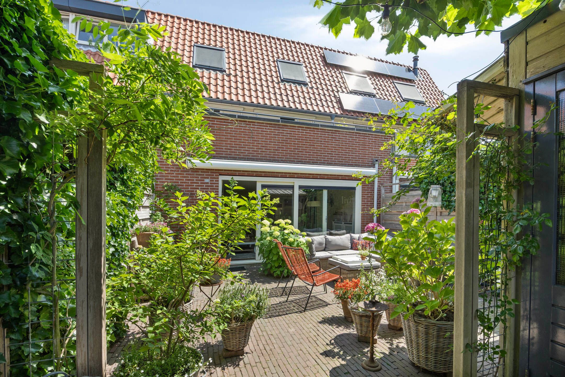 Foto 33 van Bernard Canterstraat 23