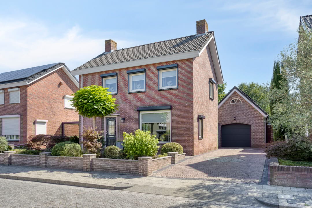 Foto 1 van Korenbloemstraat 8