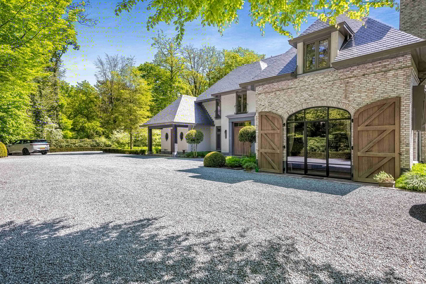 Photo 4 of Anton Mauvelaan 1