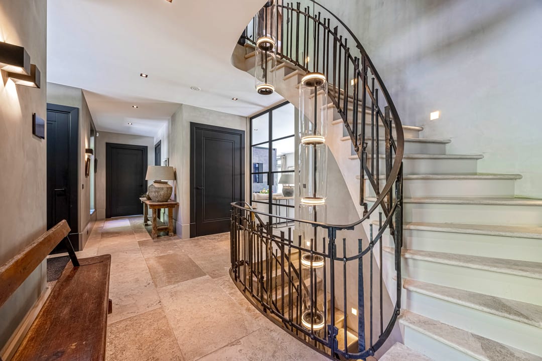 Photo 7 of Anton Mauvelaan 1