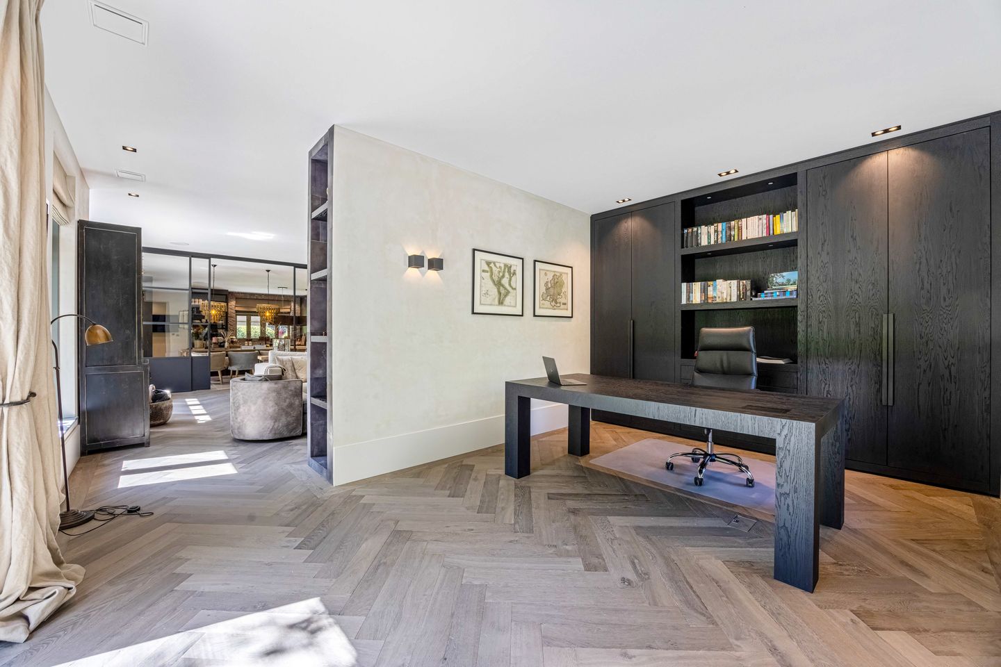 Photo 10 of Anton Mauvelaan 1