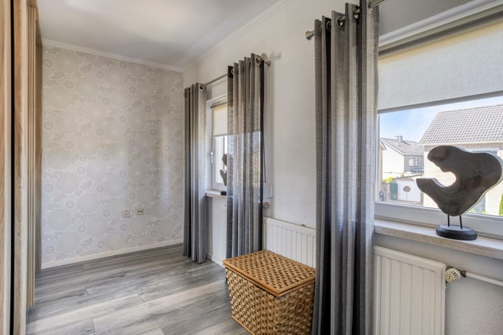 Foto 25 van Korenbloemstraat 8