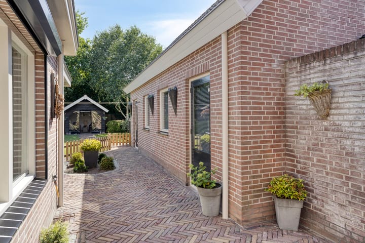 Foto 26 van Korenbloemstraat 8