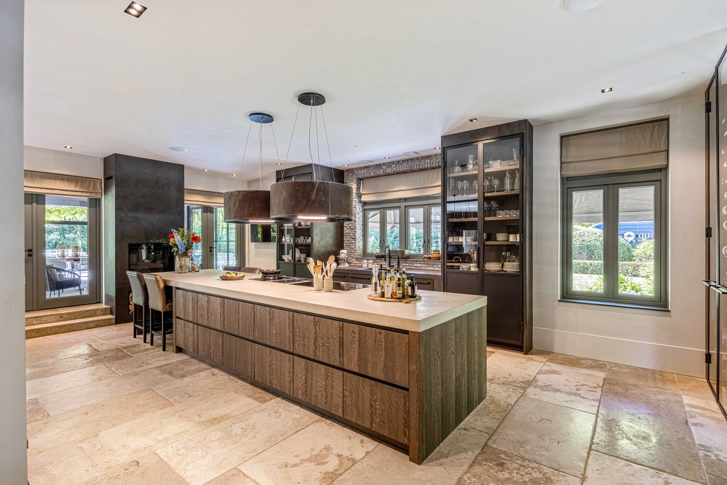 Photo 19 of Anton Mauvelaan 1