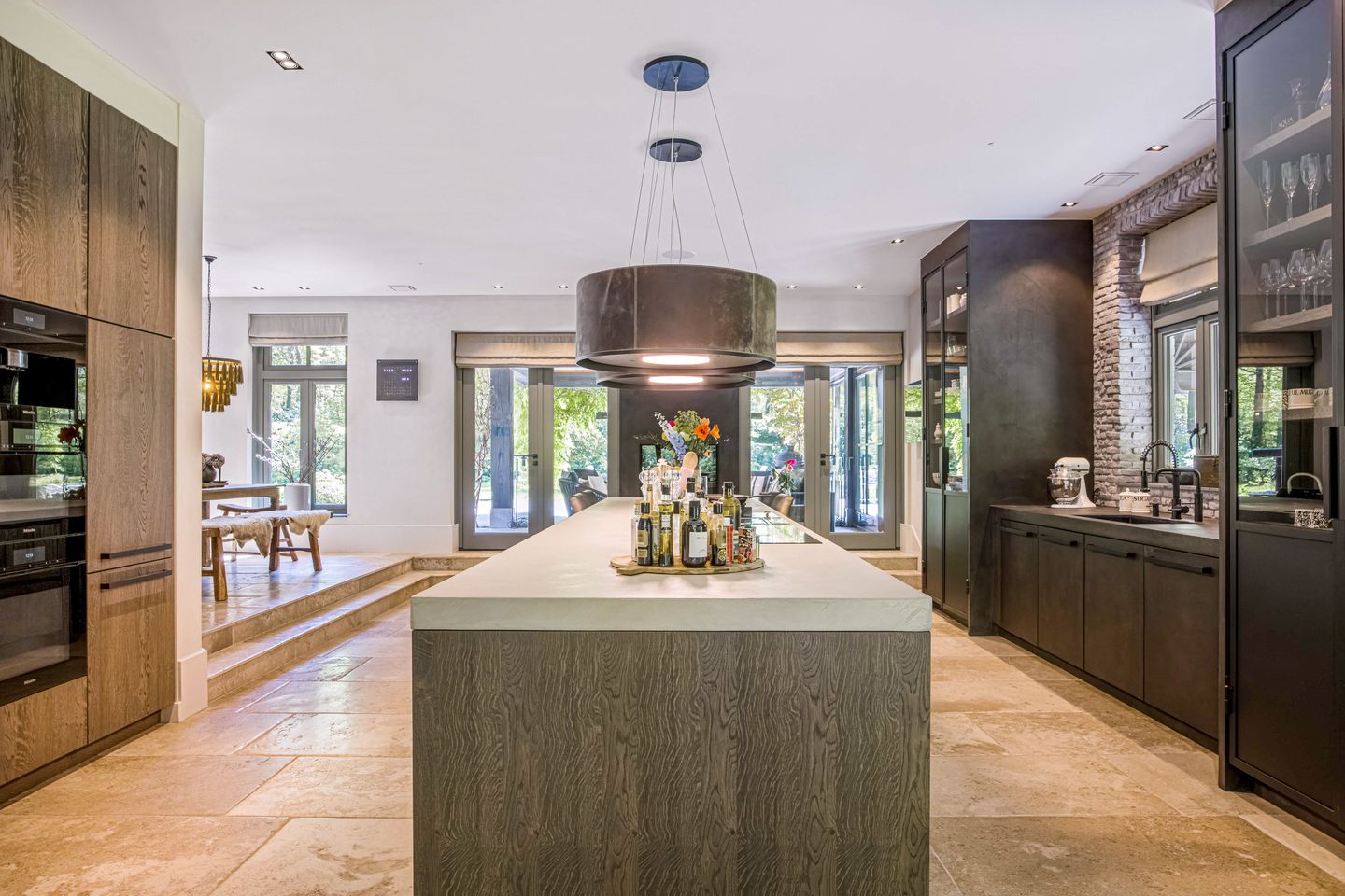 Photo 20 of Anton Mauvelaan 1