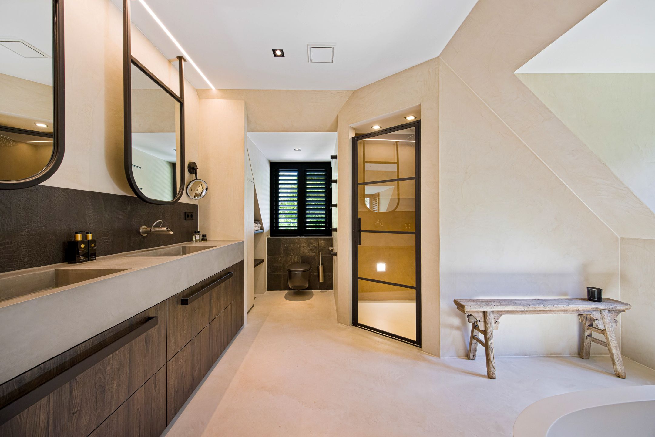 Photo 30 of Anton Mauvelaan 1