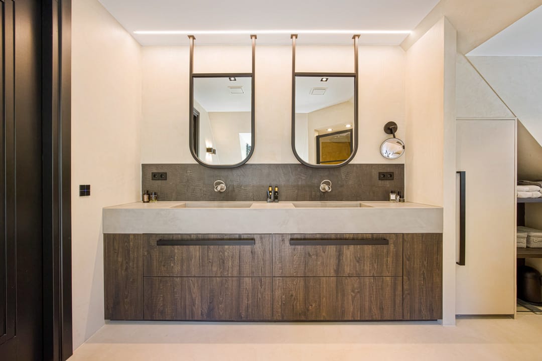 Photo 32 of Anton Mauvelaan 1