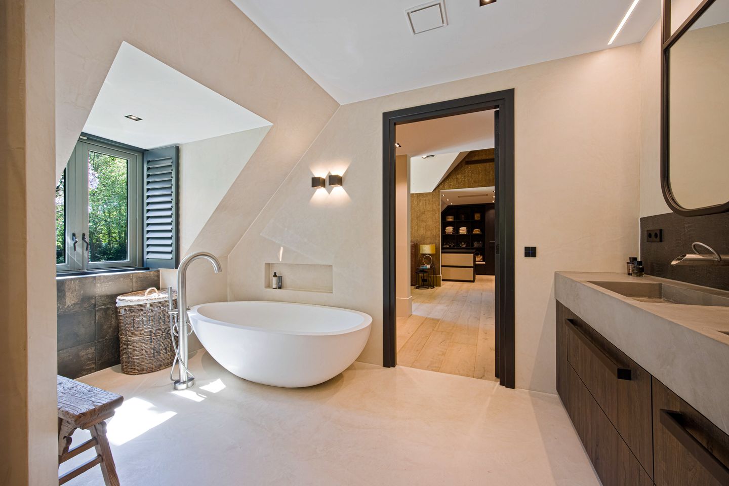 Photo 34 of Anton Mauvelaan 1