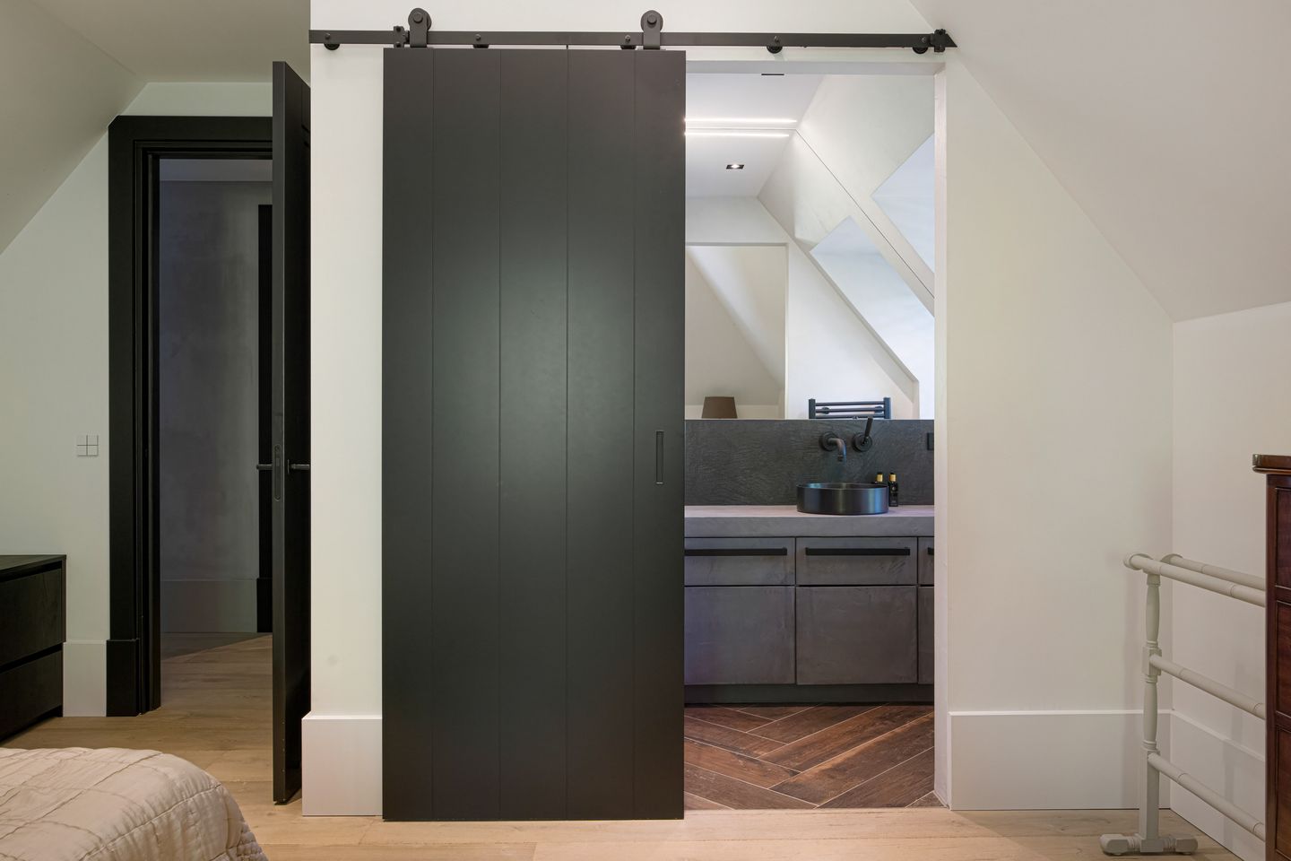 Photo 40 of Anton Mauvelaan 1