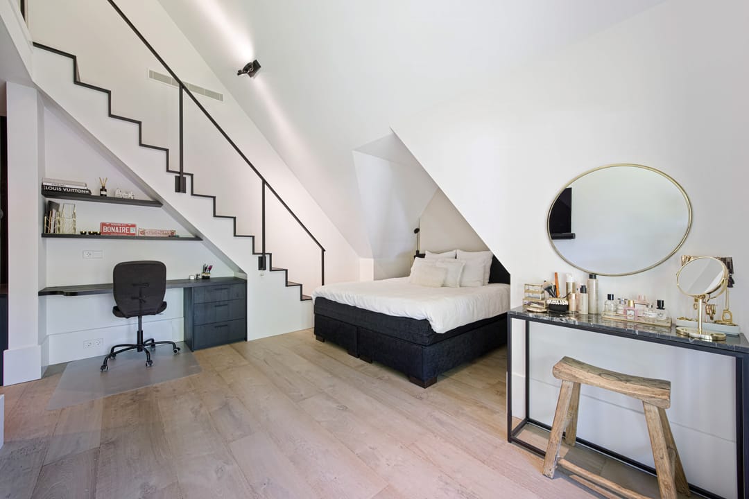 Photo 43 of Anton Mauvelaan 1