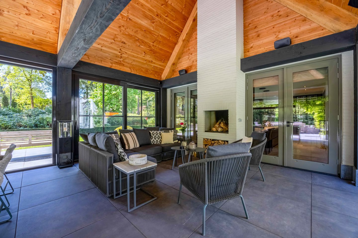 Photo 55 of Anton Mauvelaan 1