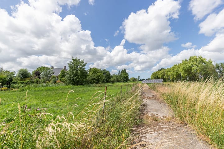 Photo 37 of Jaagpad 18-B