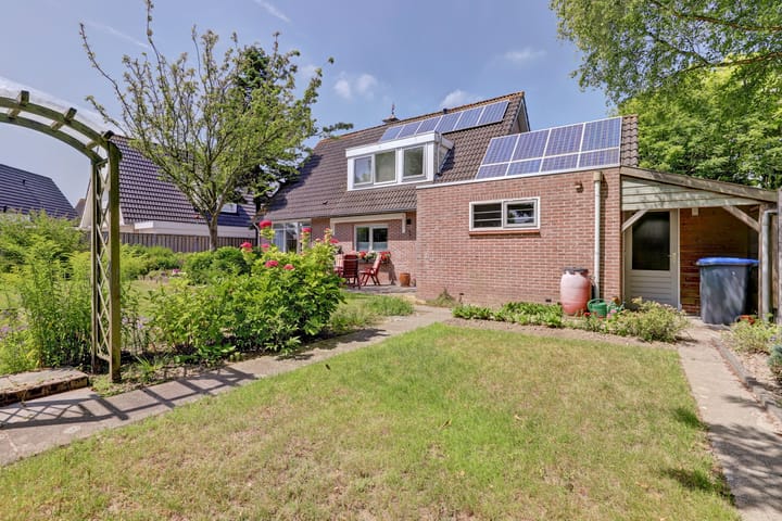 Foto 33 van Strandloperstraat 36